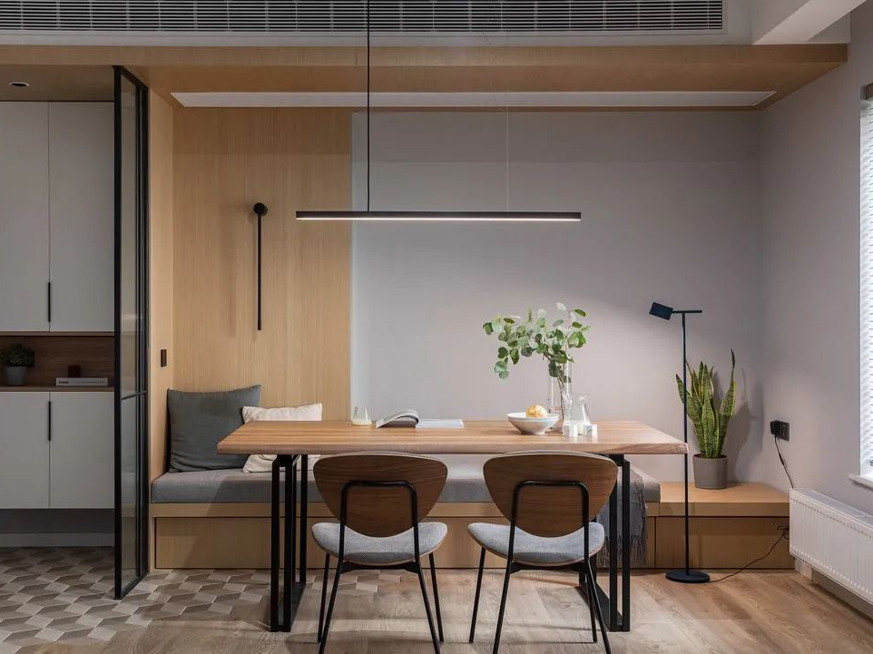 長沙強(qiáng)化地板打造的質(zhì)樸無華現(xiàn)代風(fēng)案例