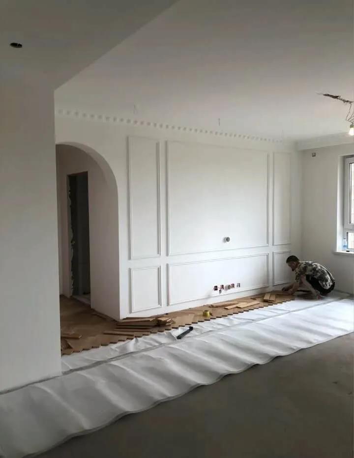 先裝地板后裝門