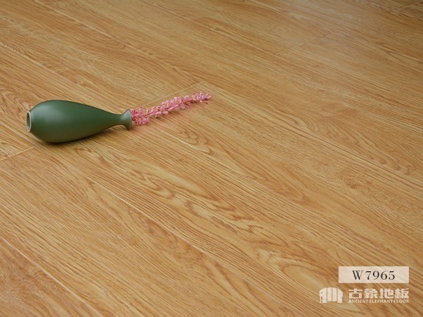 古象強化地板·瓦維爾黃橡-W7965 零醛地板