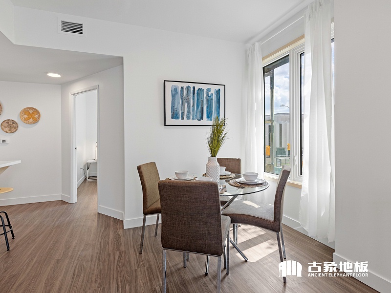 簡(jiǎn)單的頂部裝修