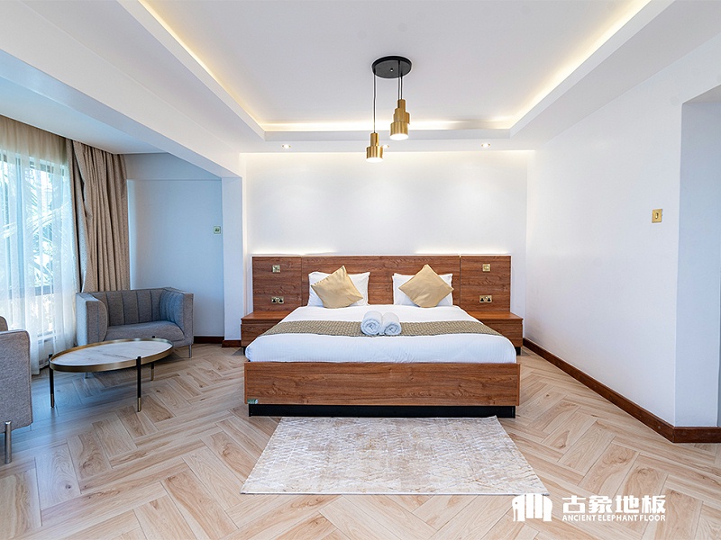 人字拼多層實(shí)木地板