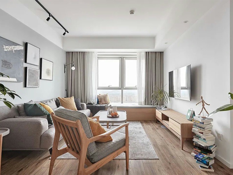 古象地板在客廳順光鋪設(shè)