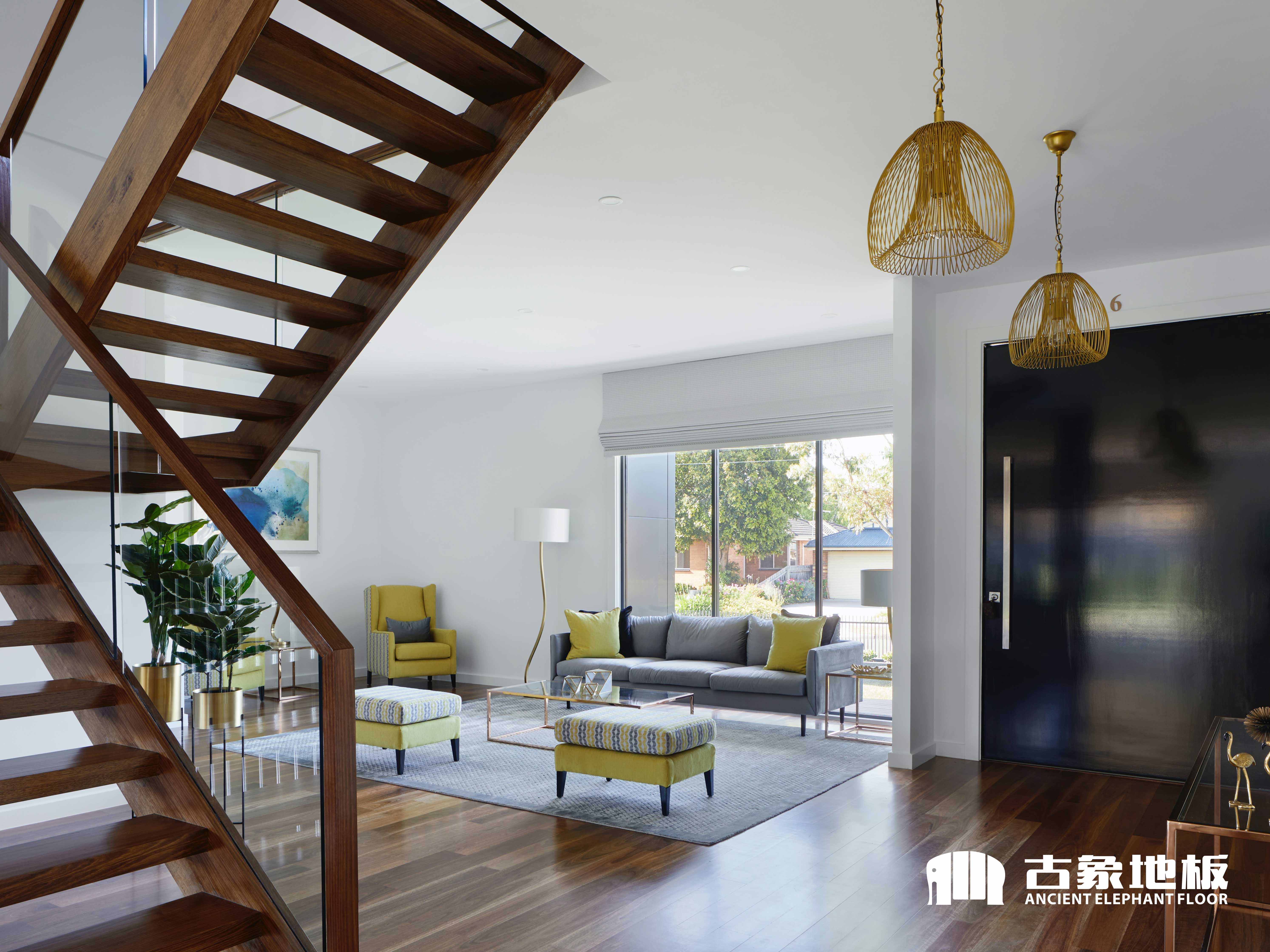 怎樣辨別多層實(shí)木地板好壞