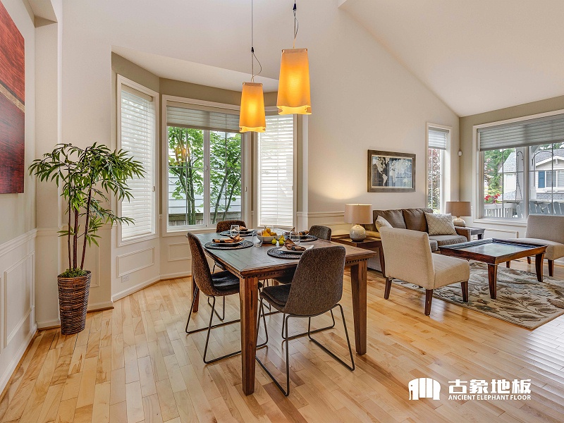 木地板團(tuán)購(gòu)注意事項(xiàng)