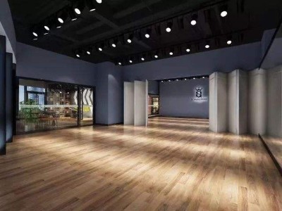 舞蹈室鋪木地板還是地膠