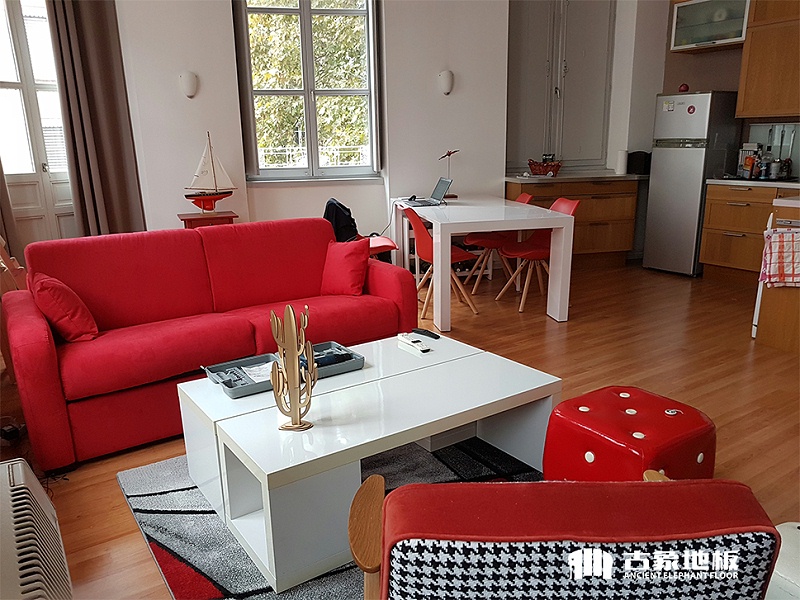 多層實(shí)木地板鋪裝