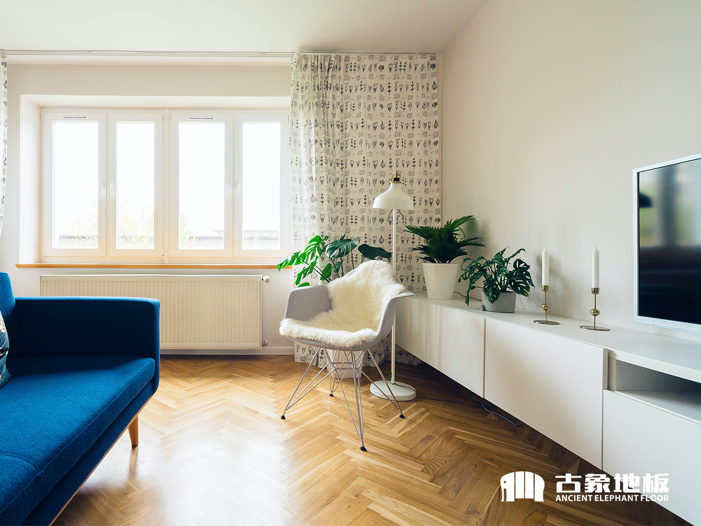 家中客廳到底是鋪spc地板好還是強(qiáng)化地板好