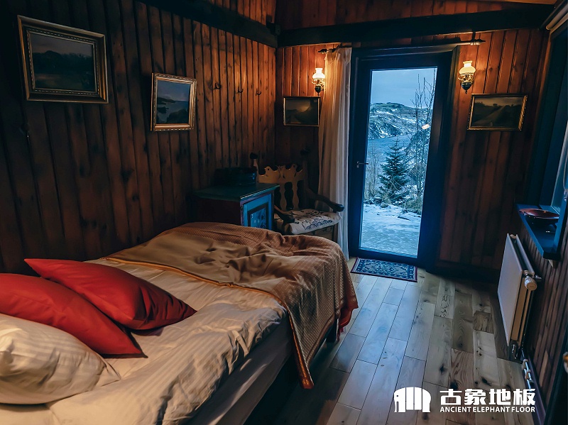 實(shí)木地板讓老人住的安全