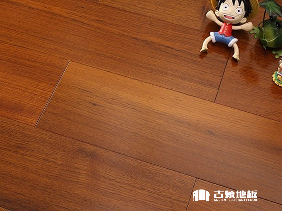 如何做好柚木地板的養(yǎng)護(hù)工作
