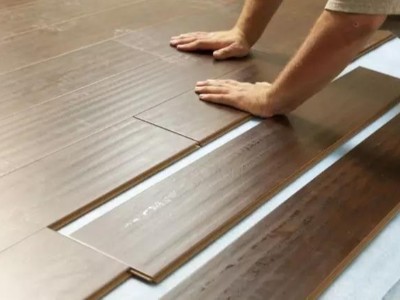 安裝木地板時(shí)為什么一定要留伸縮縫
