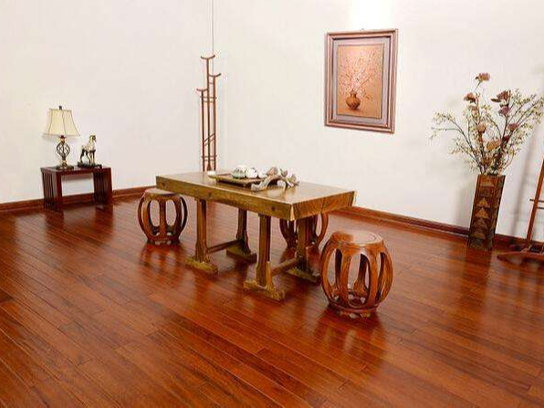 實(shí)木地板讓最美的風(fēng)景留在腳下