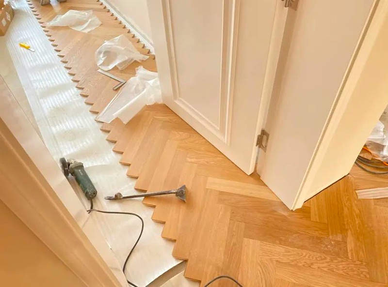 多層實(shí)木地板