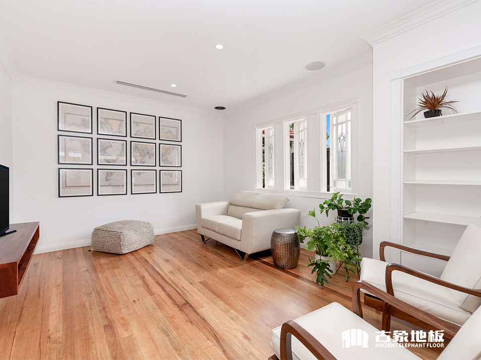 貴州強(qiáng)化地板如何挑選