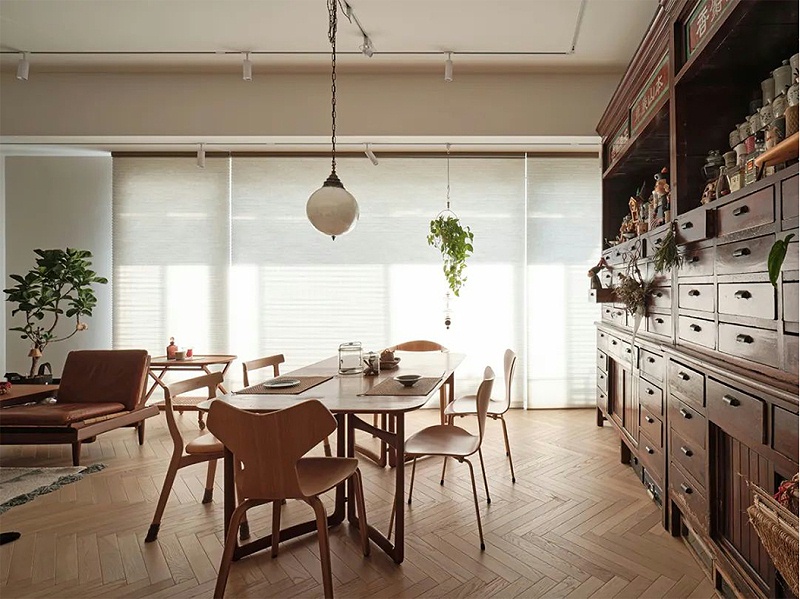 大落地窗給予房間超好的采光